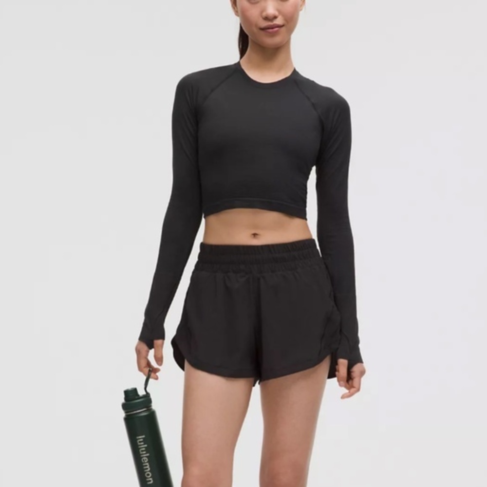 Lululemon Athletica Track That High-Rise Lined Short 3" in Black sz 4